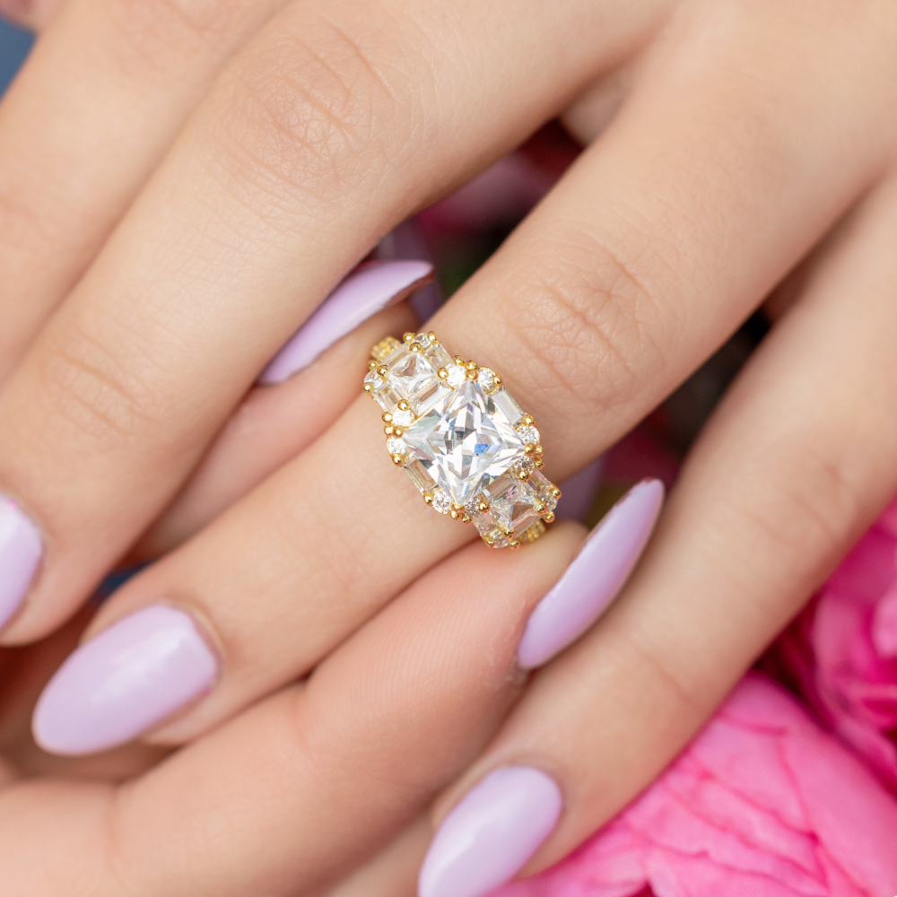 Brooklyn Engagement Ring in Gold - Everyday Sparkle That's Sure to Dazzle