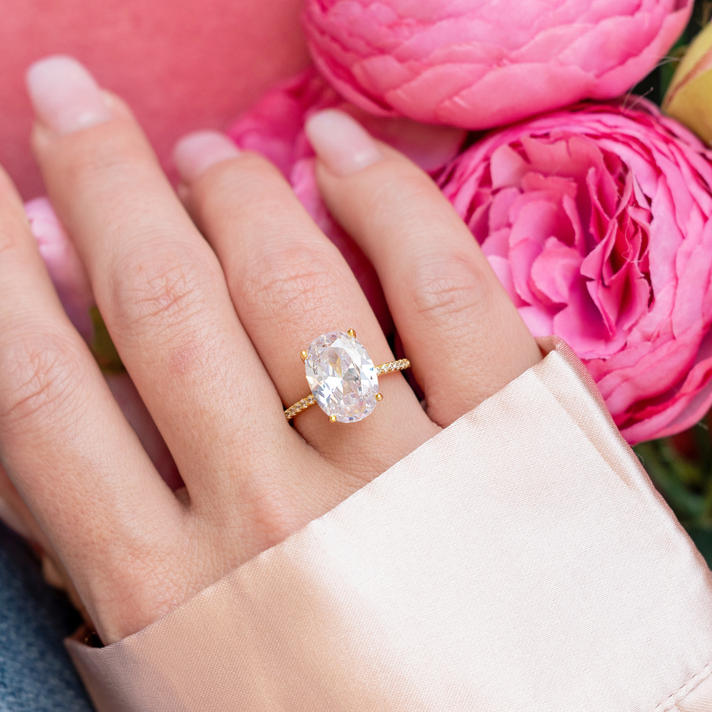 Dolly Engagement Ring in Gold - A Starlette Best-Selling Ring!