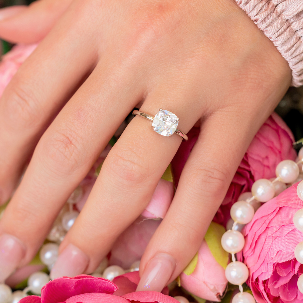 Bianca Ring in Silver - Classic Elegance