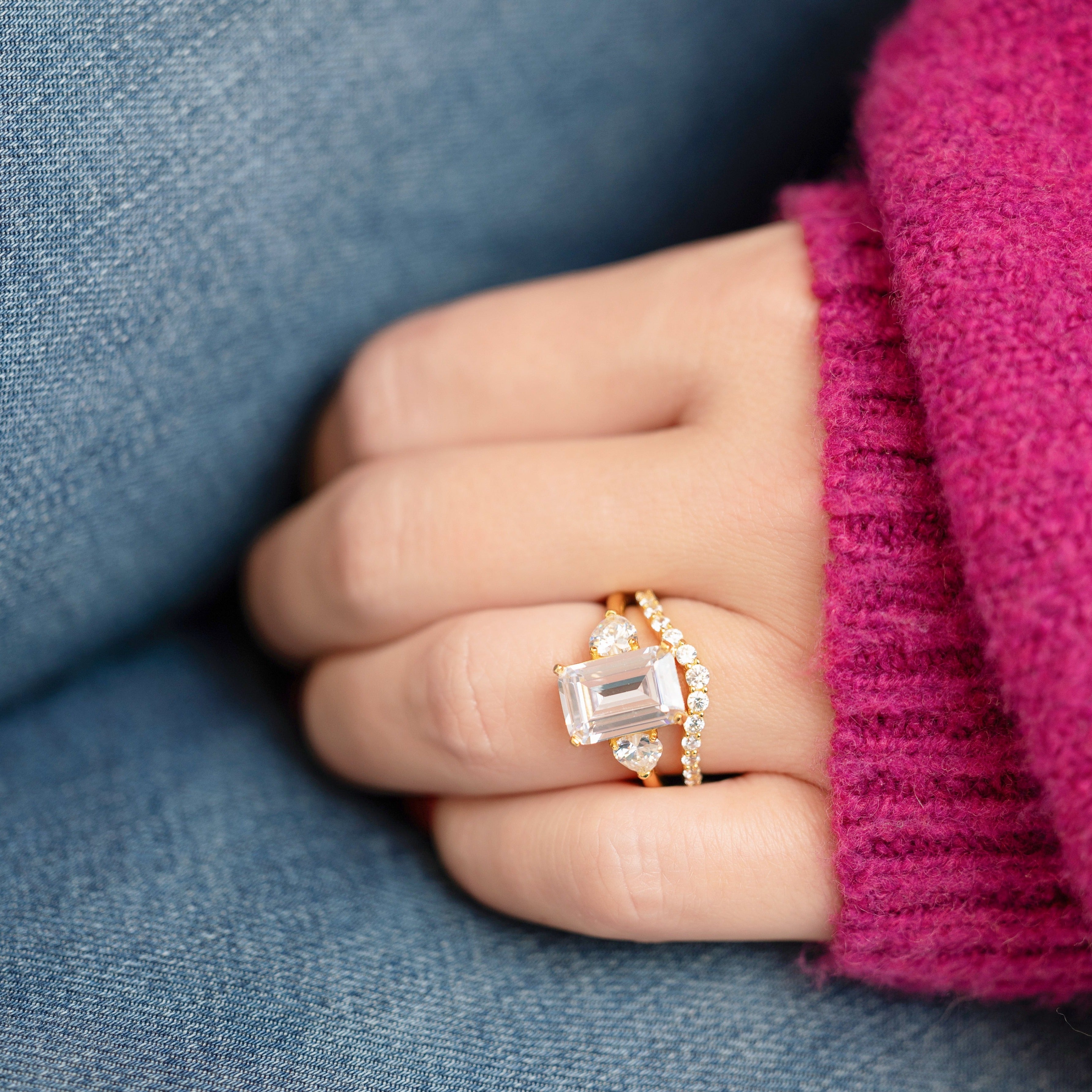 Loretta Engagement Ring in Gold - A Total Stunner!