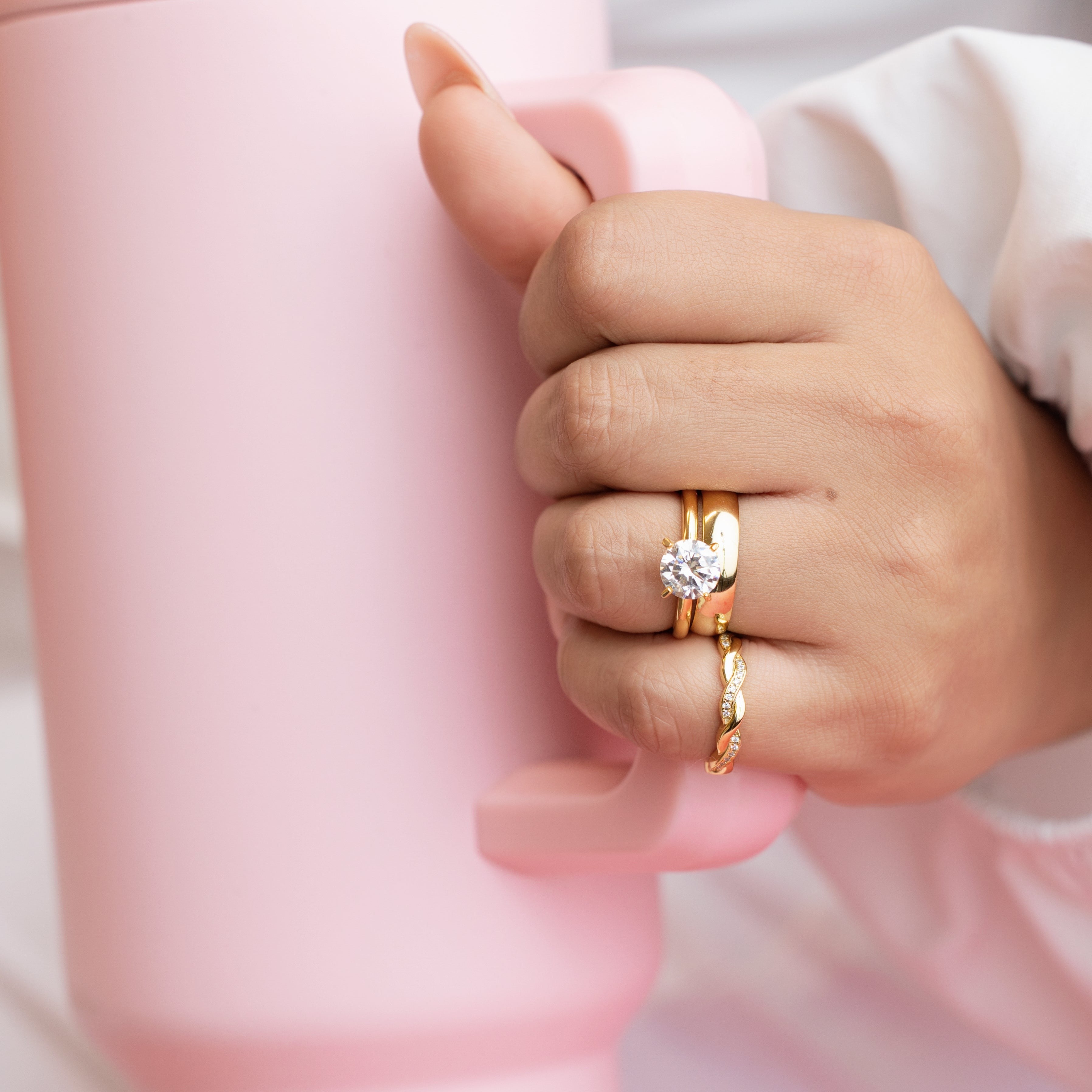 Ava Engagement Ring in Gold - Simply Stunning!