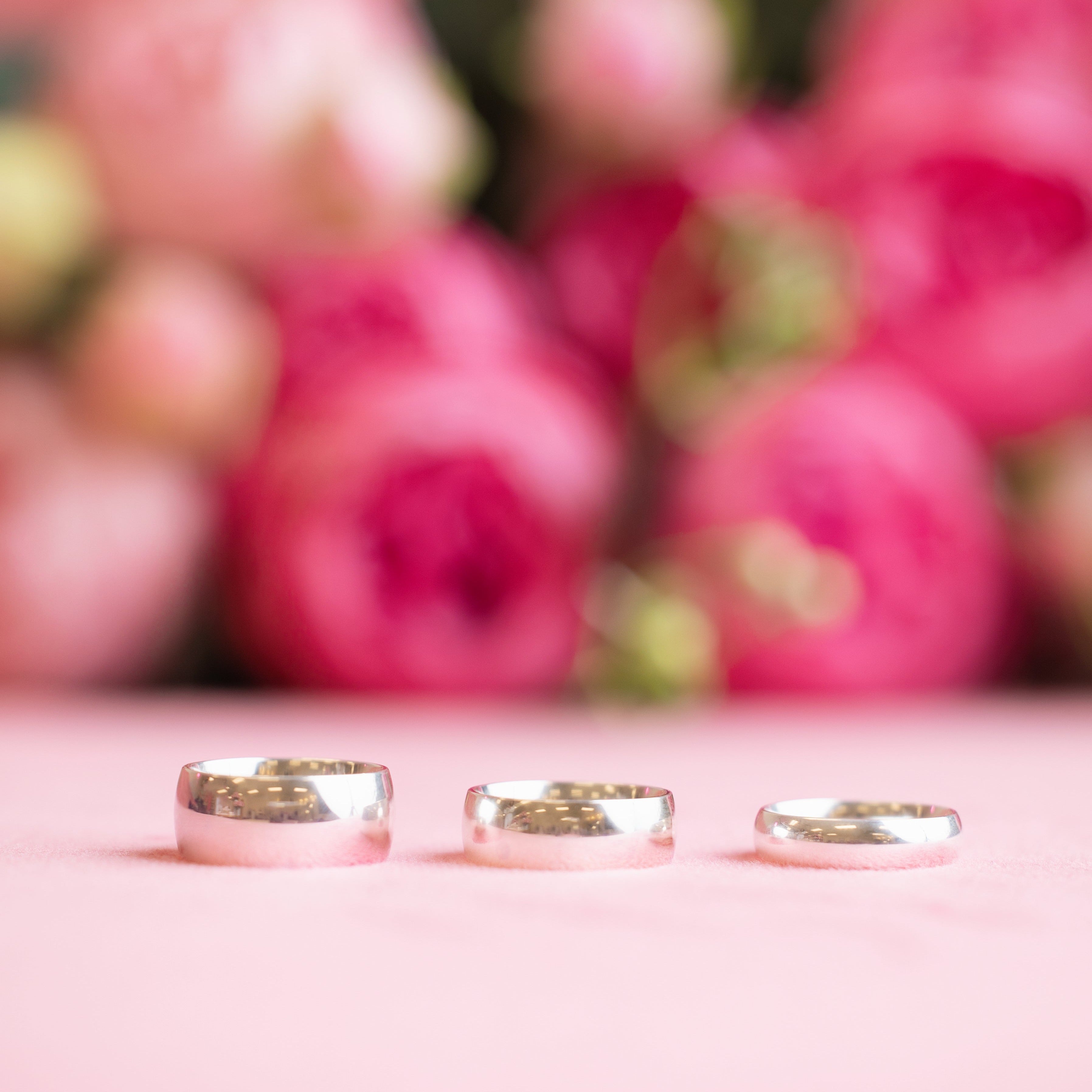 Lizzy - Elegant Simplicity in a Sterling Silver Band
