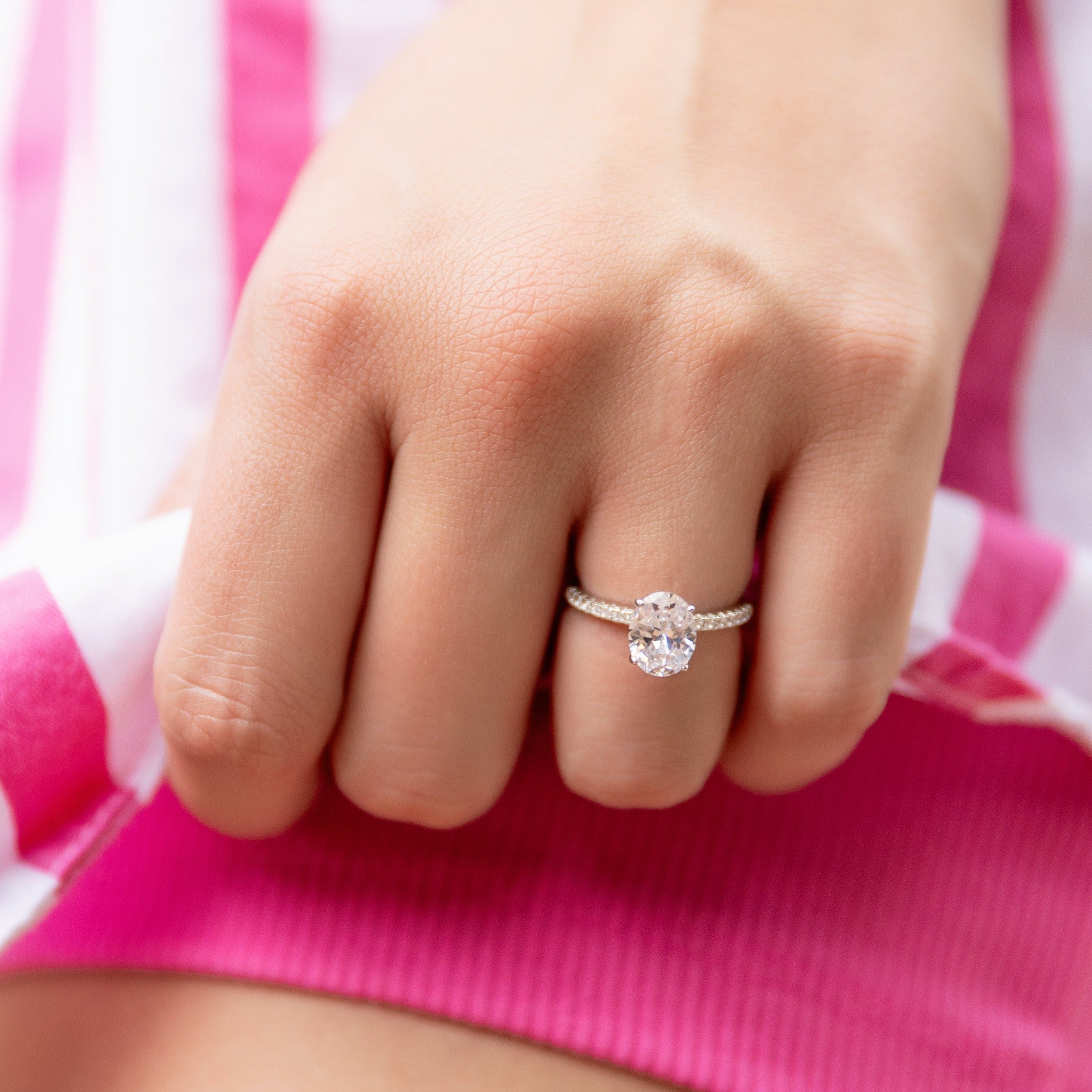 Darcie Ring in Silver - Classic Shimmering Design