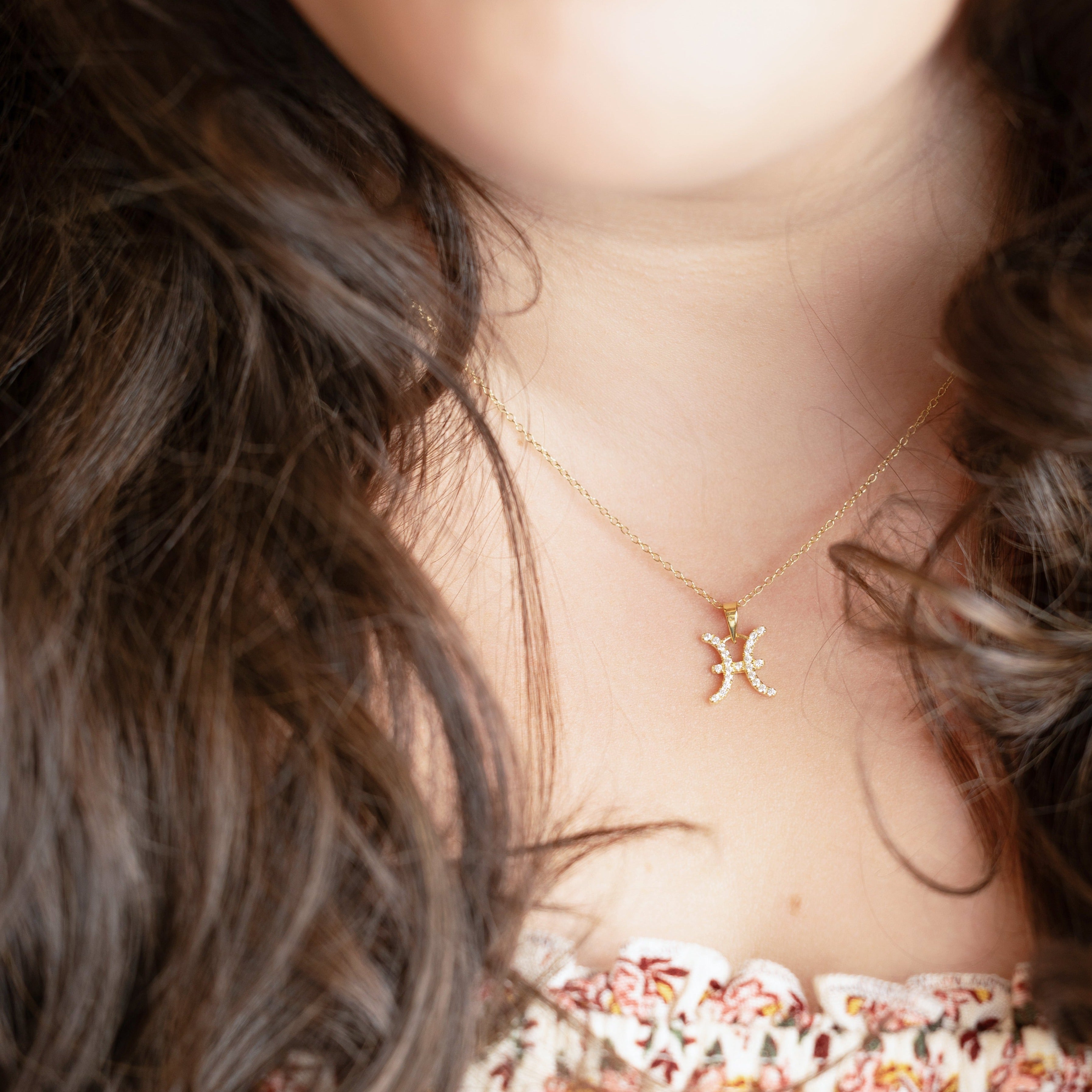 Zodiac Pisces Necklace in Gold - with Dazzling CZ Stones
