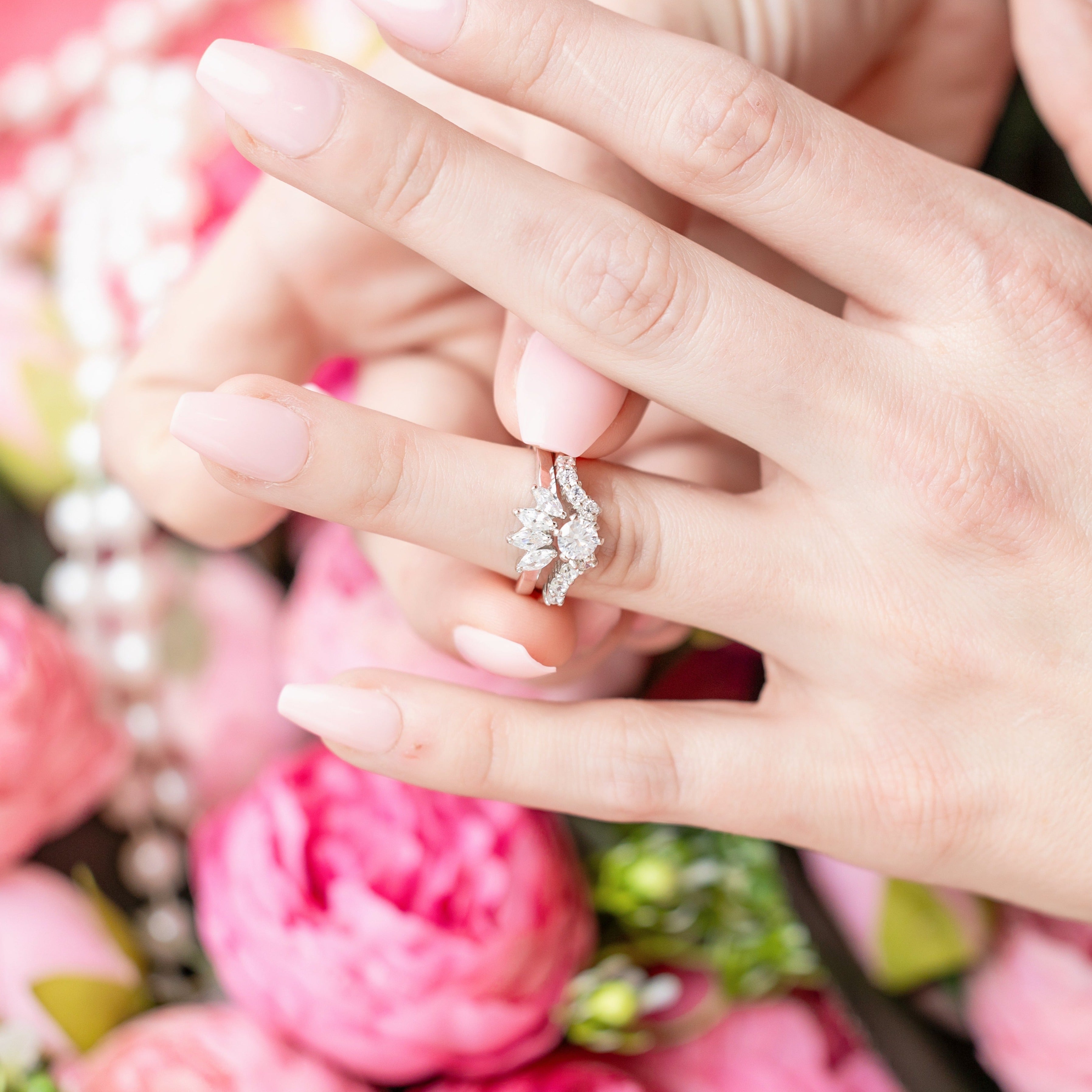 Ariel Ring in Silver - Stunning Floral Design