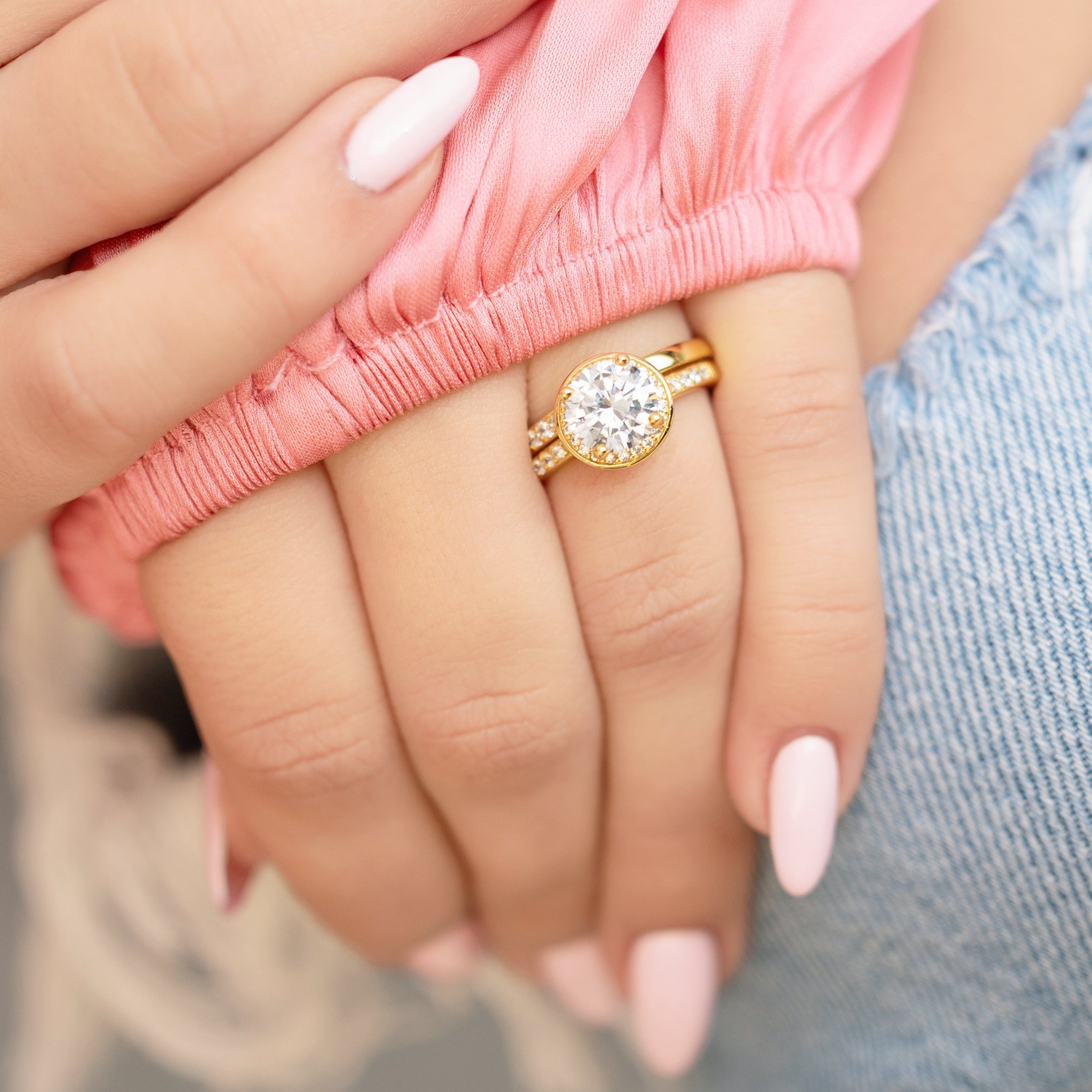 Sophia Engagement Ring in Gold - Stunning Detail for the Ultimate Bling