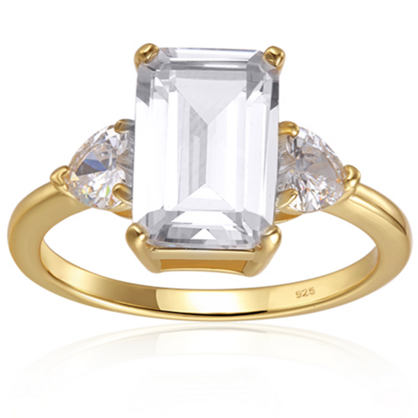 Loretta Engagement Ring in Gold - A Total Stunner!