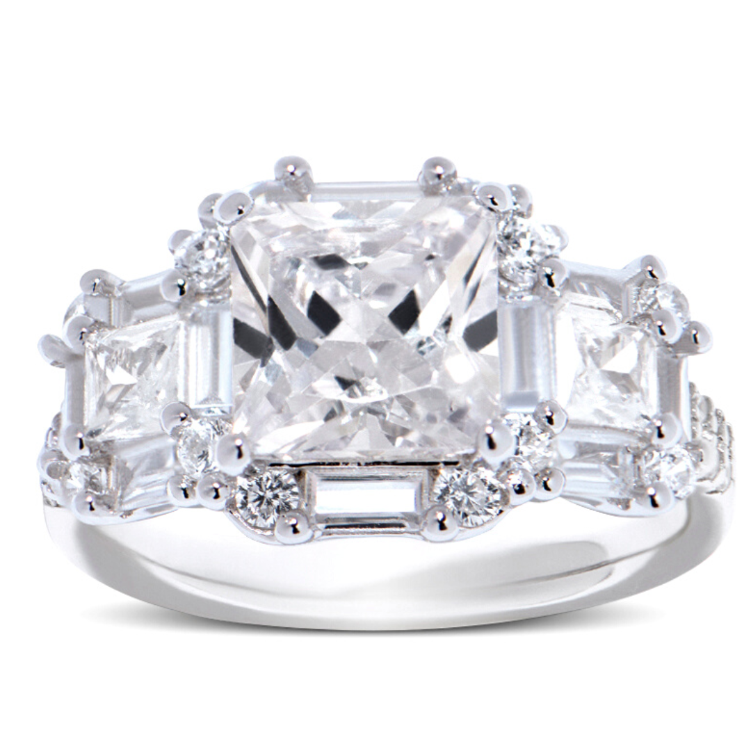 Starlette Galleria Brooklyn Engagement Ring - Engagement Rings for Women Promise Rings for Women Princess Engagement Ring with Emerald Cut CZ Silver Engagement Ring Women's Engagement Rings for Travel