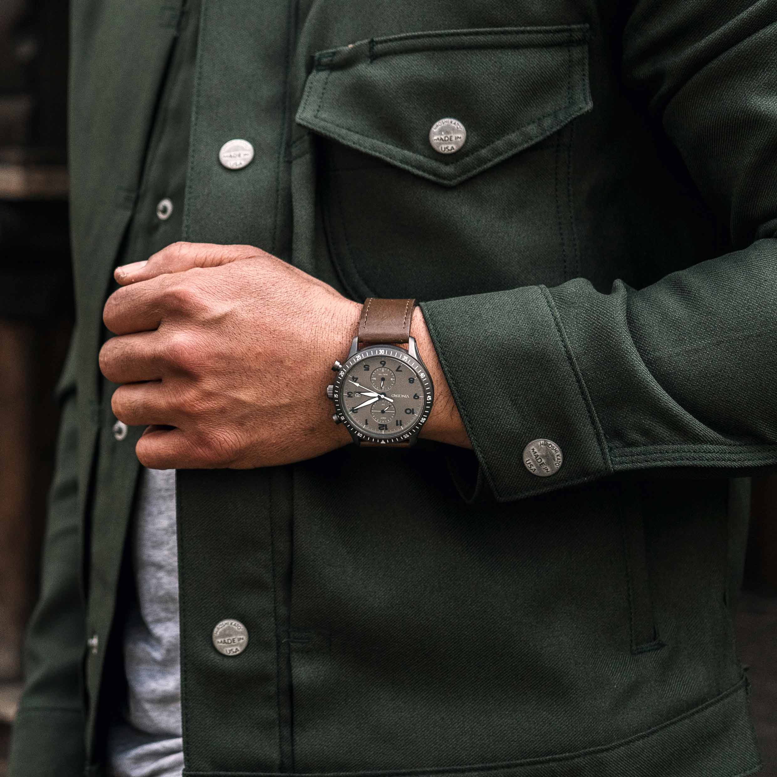 The Altitude - Gunmetal/Walnut