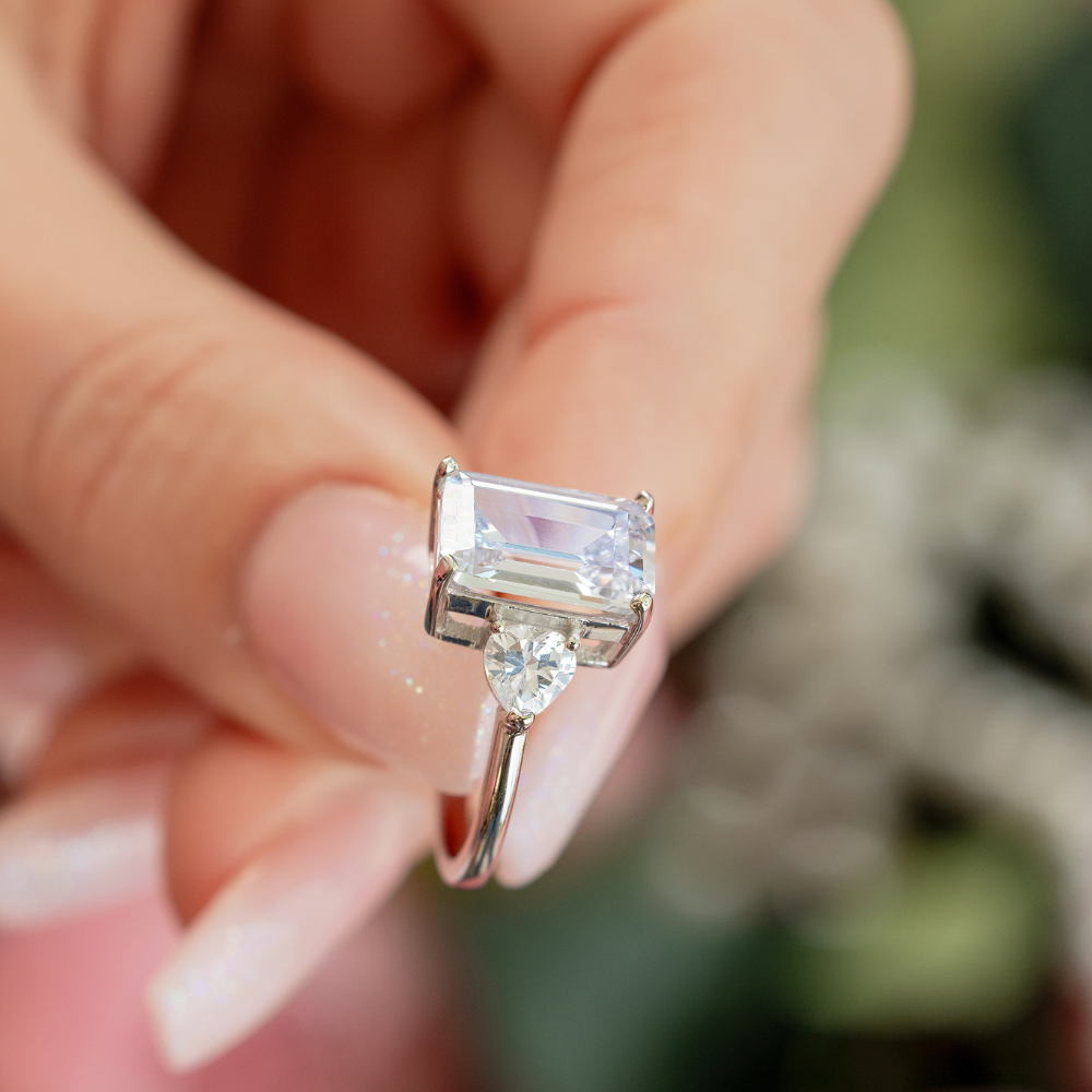 Loretta Engagement Ring in Silver - A Total Stunner!