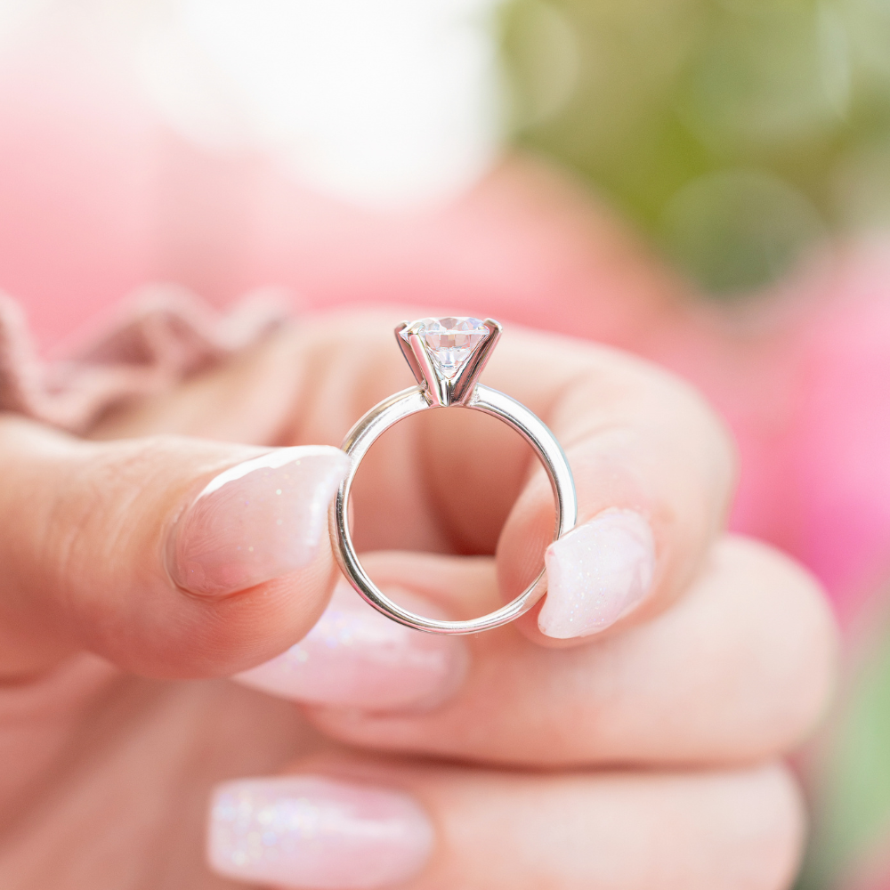Ava Engagement Ring in Silver - Simply Stunning!