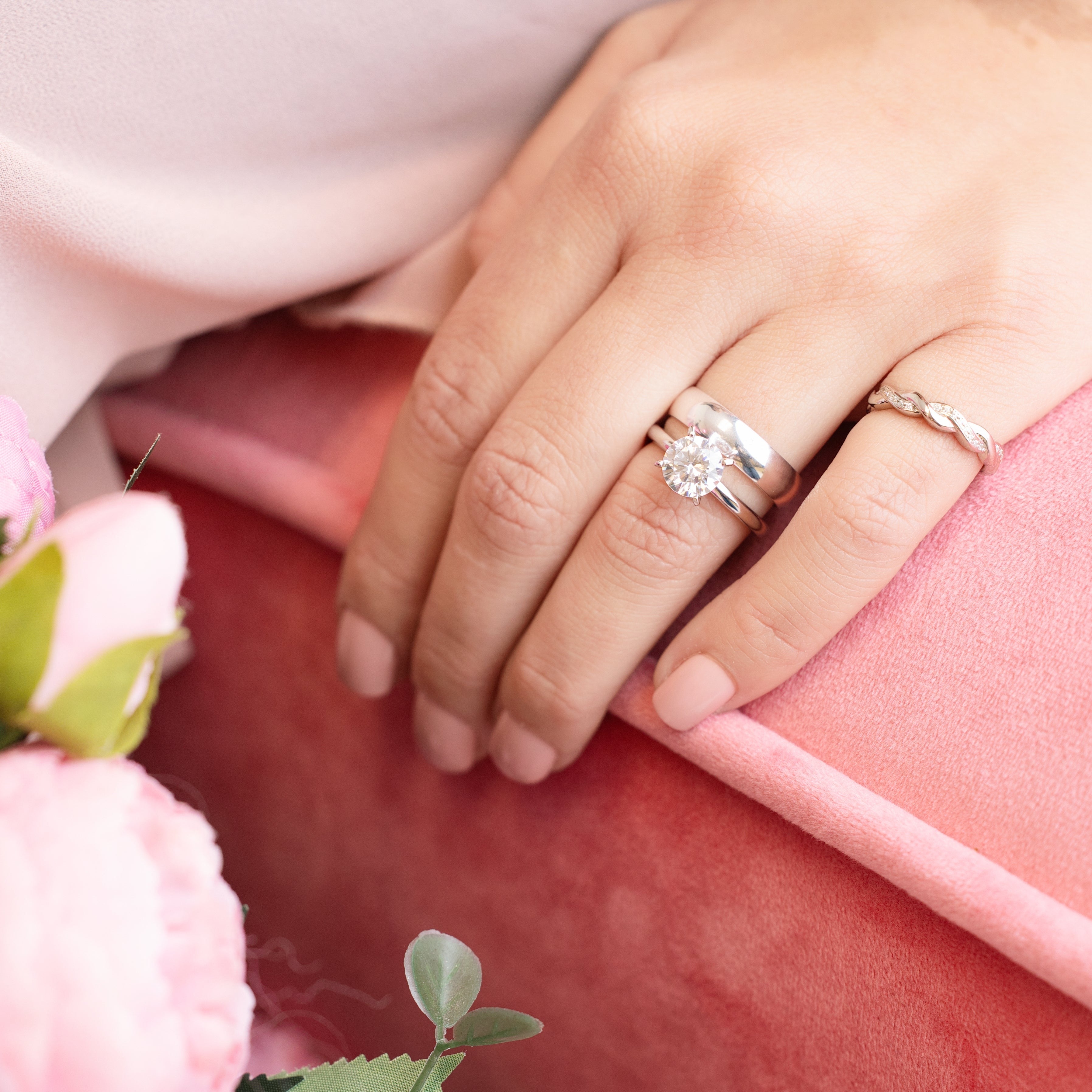 Ava Engagement Ring in Silver - Simply Stunning!