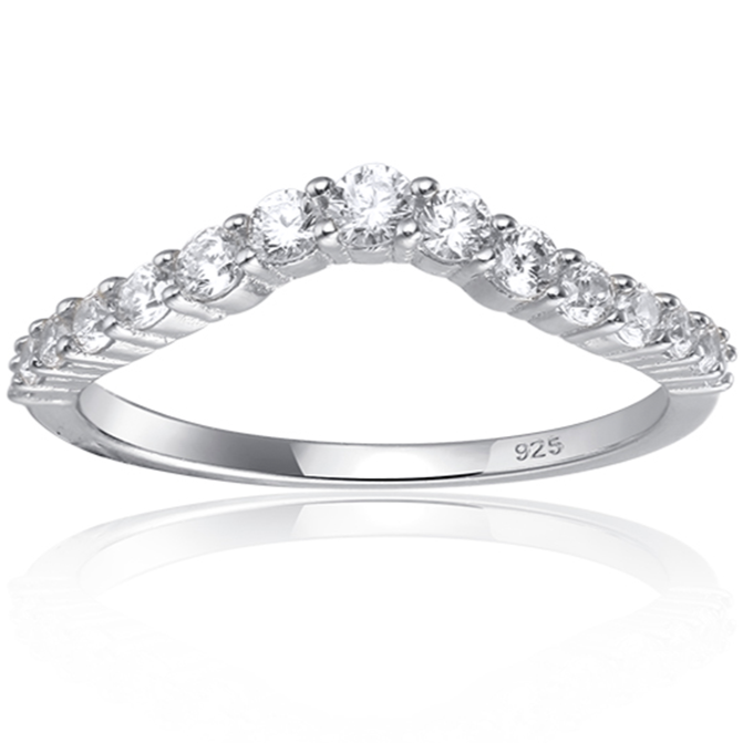 Features 15 round cut stones, starting at 2.5mm in the center, and gradually going down to 1mm

100% simulated diamond material stones (AAA CZ)
Set in a 925 sterling silver band, plated with Rhodium

Available in sizes 4 through 11